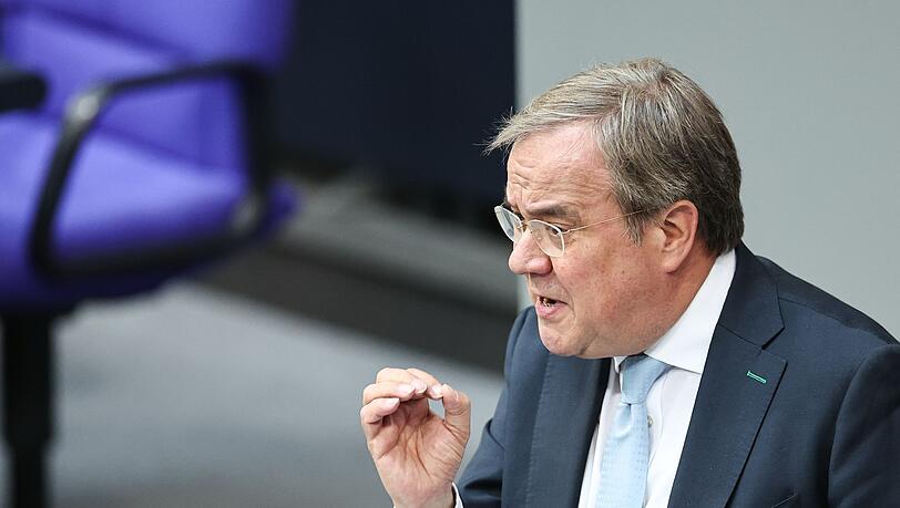 Armin Laschet, CDU, Vorsitzender des Ausw&auml;rtigen Ausschusses des Bundestages, fordert eine deutsch-franz&ouml;sische Initiative f&uuml;r Verhandlungen mit Russland &uuml;ber einen Waffenstillstand in der Ukraine. (Archivbild)