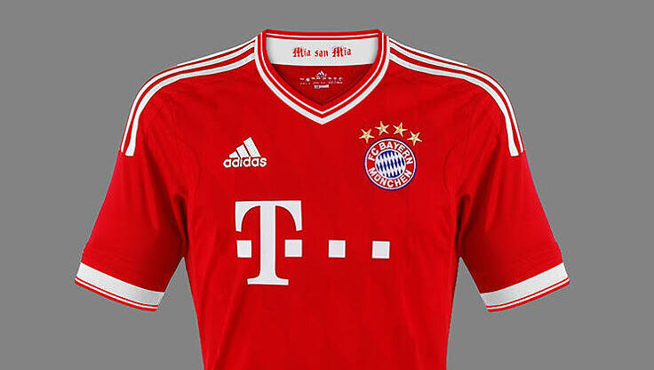Klassisch rot mit Rauten: Bayerns Heimspiel-Outfit.
