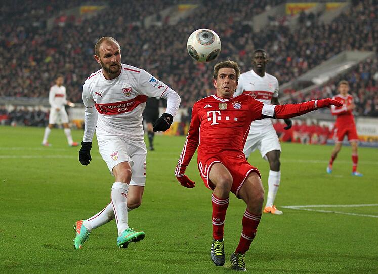 PHILIPP LAHM - NOTE 3 - Nicht der Souverän als Ballverteiler wie gewohnt. Nach Rückstand mit Ruhe und Übersicht im Aufbbau.