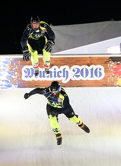 Fast and furious: So ging es am 8. Januar im Olympiapark zu. Sehen Sie hier die Bilder vom Crashed Ice Contest.