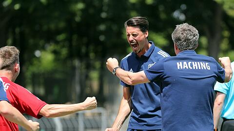 Zwei Spiele lang trainierte Sandro Wagner die U19 der Hachinger, ab jetzt übernimmt er die erste Mannschaft.