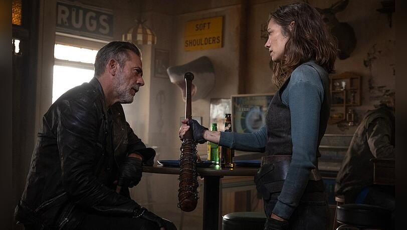 Negan und Maggie m&uuml;ssen in Staffel drei von "The Walking Dead: Dead City" zusammenarbeiten.