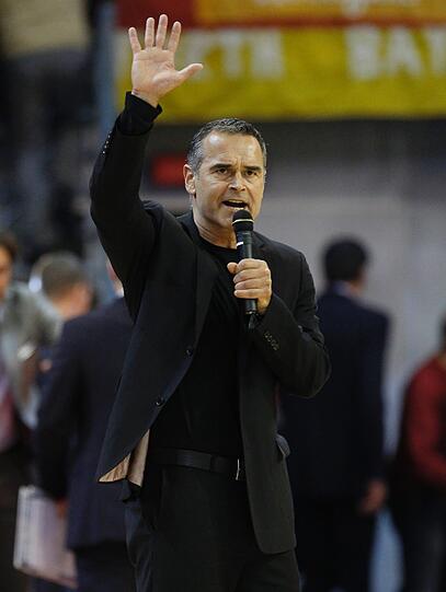 FC Bayern gegen die Phantoms Braunschweig: Die Promis zittern mit den Basketballern. Die Bilder
