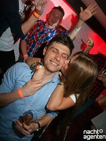 Wer sich wie ein Star fühlen will geht zu "MiSery" im Crown's Club. Mehr Bilder unter: www.nachtagenten.de