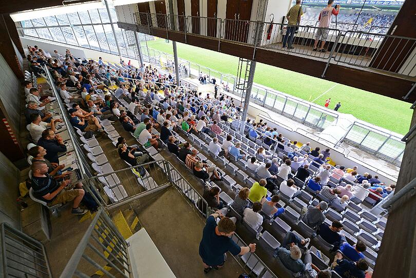 Das erste Spiel im renovierten Grünwalder Stadion. Die Impressionen zum Durchklicken!