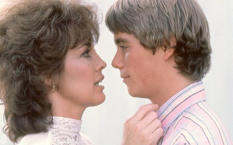 An den Erfolg von "Die blaue Lagune" konnte Christopher Atkins er jedoch nicht mehr ankn&uuml;pfen. Am prominentesten war noch sein Auftritt als Liebhaber von Sue Ellen (Linda Gray, Bild) in der Seifenoper "Dallas".