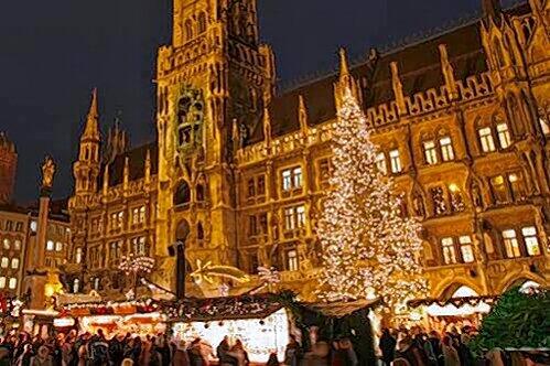 Münchens Größter: Fast drei Millionen Menschen besuchten den Christkindlmarkt auf dem Marienplatz.