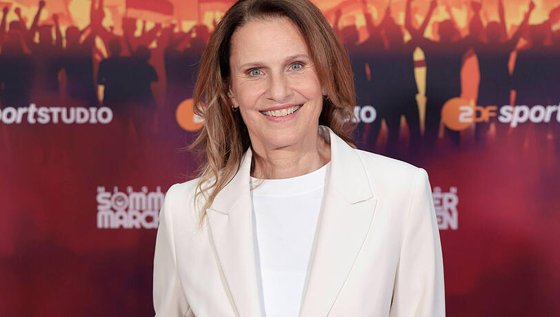 Katrin Müller-Hohenstein freut sich auf die WM 2026. Ob sie auf die Unterstützung ihrer Eltern zählen kann? Katrin Müller-Hohenstein freut sich auf die WM 2026. Ob sie auf die Unterstützung ihrer Eltern zählen kann?