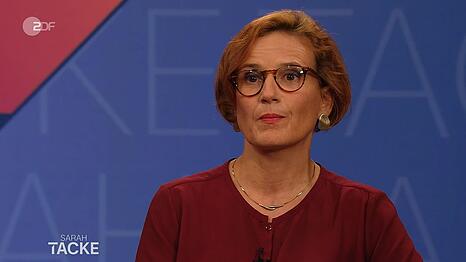 Ex-Linken-Chefin Katja Kipping ging in "Sarah Tacke" mit der Grundsicherung hart ins Gericht. Die Ma&szlig;nahme werde uns alle teuer zu stehen bekommen.
