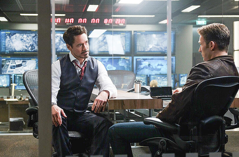 "The First Avenger: Civil War" - Das Comic-Duell der Superlative ist ab jetzt im Kino. Erste Impressionen aus dem Blockbuster sehen Sie hier.