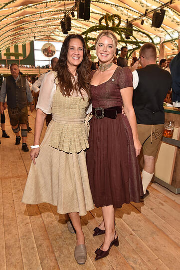 Dana Schweiger und Franziska Kohlpaintner Reichert Dana Schweiger und Franziska Kohlpaintner Reichert