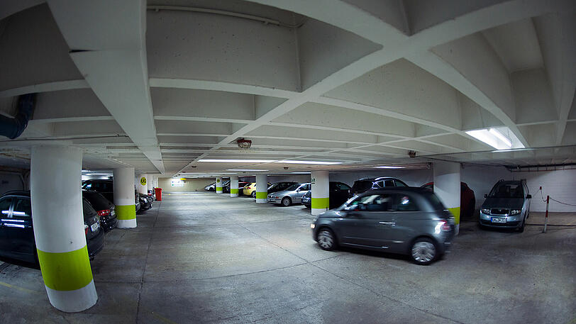 Parkhaus in München: Hier gilt es, besondere Rücksicht zu nehmen, hat das Gericht entschieden.