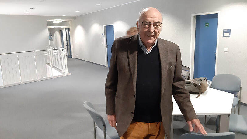 Im Flur des Landgerichts München II: Gastronom Martin H. (81). Im Flur des Landgerichts München II: Gastronom Martin H. (81).