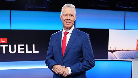 Peter Kloeppel f&uuml;hrte 32 Jahre lang durch die Nachrichtensendung "RTL Aktuell".