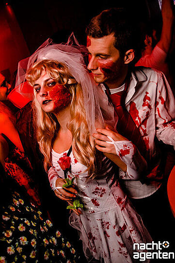 Sexy Halloween konnte man am Wochenende in der Nachtgalerie erleben. Dort wurde unter dem Motto "Sex-O-Ween" gefeiert! Mehr Bilder unter: www.nachtagenten.de.