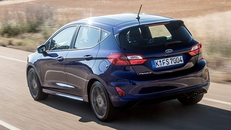 Den guten Gesamteindruck beim Fahren prägt die gelungene Balance des Fahrwerks. Der Fiesta federt trotz der nötigen Stabilität bei zügigen Kurvenfahrtenausreichend komfortabel.