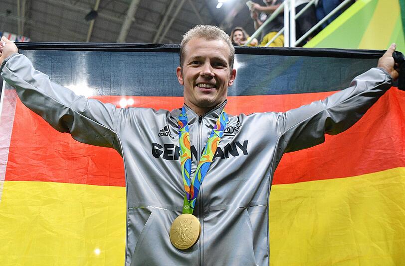 Fabian Hambüchen komplettierte in Rio seinen Medaillensatz. Nach Bronze in Peking und Silber in London holte Hambüchen am Reck endlich Gold.
