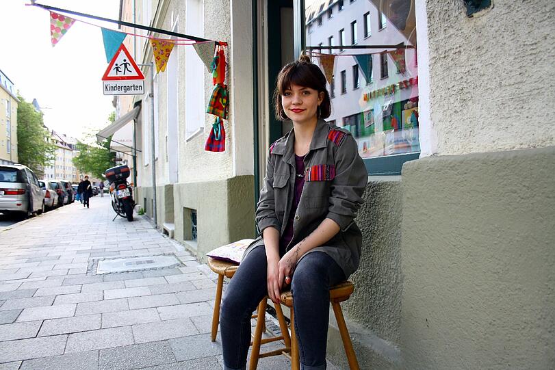 Sie heißt Alina.