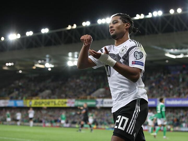 Serge Gnabry jubelt. Foto: Christian Charisius/Archivbild
