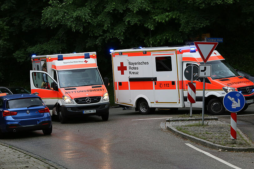Bei einem Auffahrunfall in Mühldorf wurde iene hochschwangere Frau verletzt