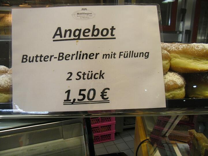 Eine Höflinger-Filiale verkauft "Butter-Berliner" - und meint damit Krapfen.