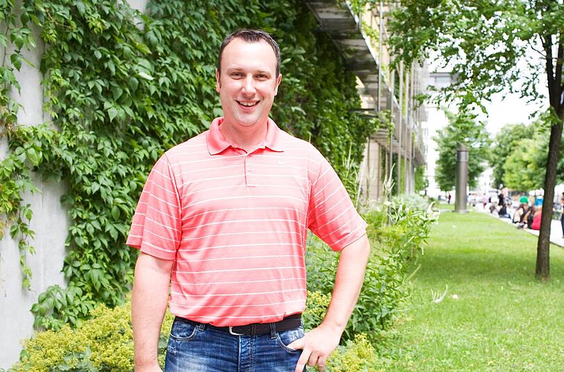 Mike Nagel (36), Objektleiter: "Ich bin so intelligent, wie es meine Frau auch ist. Das würde meine Frau auch notfalls bestätigen. Sie ist zwar in Organisationsangelegenheiten besser, ich setze aber andere Sachen besser um, gerade wenn es ums Handwerkliche geht. Wir gleichen uns also aus, wer da intelligenter ist, spielt keine Rolle. Einziger Unterschied: Frauen nehmen sich für Dinge mehr Ruhe, Männer sind öfter unkonzentrierter &ndash; nur so kann ich mir das Ergebnis der Studie erklären."