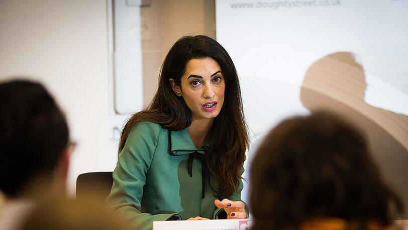 Amal Alamuddin hat sich als Anwältin einen Namen gemacht Amal Alamuddin hat sich als Anwältin einen Namen gemacht