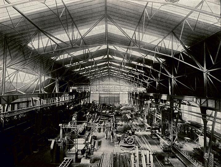 1908: Große Werkshalle des Eisenwerks. 	Foto: Sammlung Sebastian Winkler
