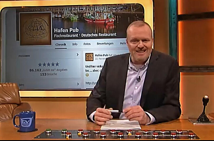 Entertainer Stefan Raab rührte in seiner Show "TV Total" die Werbetrommel fürs Hafen Pub in Pellworm.