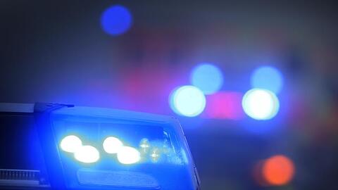 Die Polizei stellte den rabiaten VW-Fahrer am Lenbachplatz. (Symbolbild)