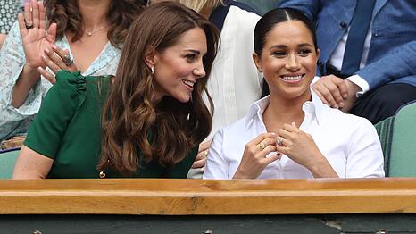Das Verhältnis zwischen Prinzessin Kate und Herzogin Meghan ist nach wie vor sehr angespannt. Doch zumindest in einer Hinsicht sind sie sich jetzt einig.