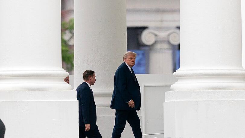 Trump hat sich zu einem möglichen Rahmenabkommen mit dem Iran geäußert. Trump hat sich zu einem möglichen Rahmenabkommen mit dem Iran geäußert.