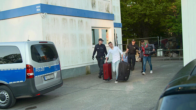 "Deportation Class" von Hauke Wendler und Carsten Rau.