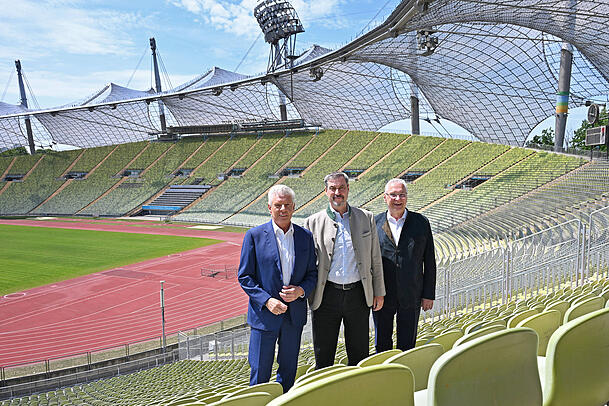 Bei einer gemeinsamen Pressekonferenz haben OB Dieter Reiter, Ministerpräsident Markus Söder und Sportminister Joachim Herrmann das Münchner Olympia-Konzept vorgestellt. Bei einer gemeinsamen Pressekonferenz haben OB Dieter Reiter, Ministerpräsident Markus Söder und Sportminister Joachim Herrmann das Münchner Olympia-Konzept vorgestellt.