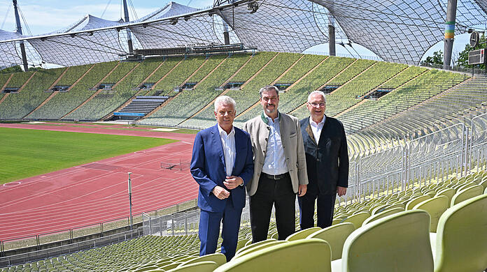 Bei einer gemeinsamen Pressekonferenz haben OB Dieter Reiter, Ministerpräsident Markus Söder und Sportminister Joachim Herrmann das Münchner Olympia-Konzept vorgestellt. Jetzt hat man im Rathaus mehrheitlich für den Bürgerentscheid gestimmt.