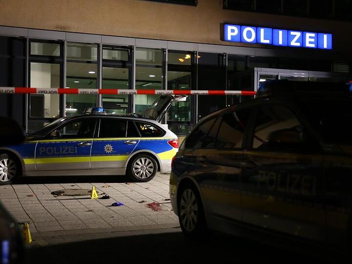 Der Tatort vor einer Polizeistation in Gelsenkirchen Anfang Januar.