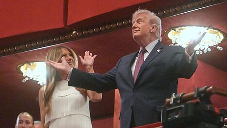 Kritische Berichte mag Trump nicht - Huldigungen sind ihm lieber. (Archivbild)