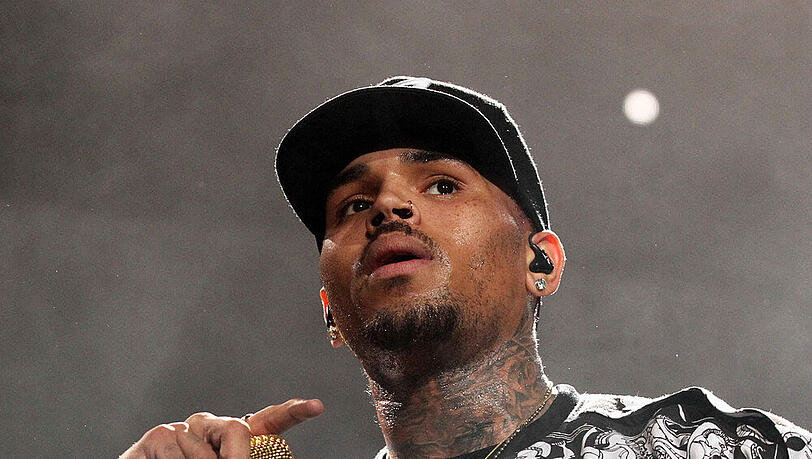 Chris Brown ist nicht zum ersten Mal mit dem Gesetz in Konflikt geraten Chris Brown ist nicht zum ersten Mal mit dem Gesetz in Konflikt geraten
