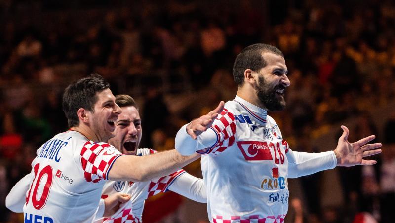 Kroatiens Handballer feiern nach dem Sieg gegen Norwegen den Einzug ins EM-Finale. Kroatiens Handballer feiern nach dem Sieg gegen Norwegen den Einzug ins EM-Finale.