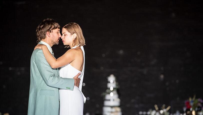 Lea (Liliane Auat) heiratet Nico (Thomas Lettow).
