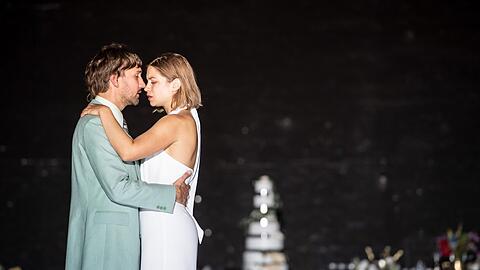 Lea (Liliane Auat) heiratet Nico (Thomas Lettow).
