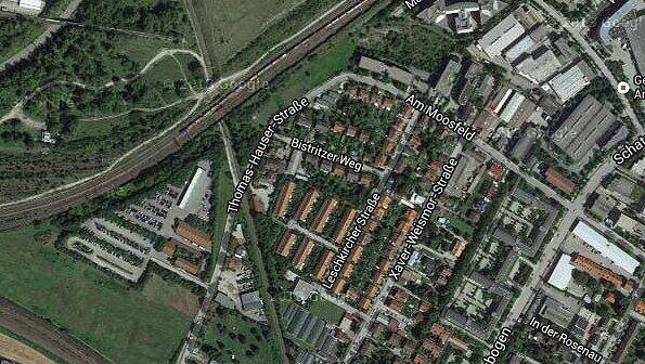 Hier an der Thomas-Hauser-Straße in Trudering sollen 14 neue Reihenhäuser entstehen. Hier an der Thomas-Hauser-Straße in Trudering sollen 14 neue Reihenhäuser entstehen.