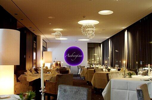 Die Einrichtung des Gourmetrestaurants ist schlicht, aber elegant.