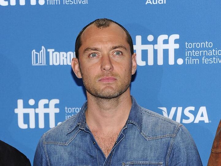 Jude Law zeigt sich ungewohnt ungepflegt im neuen Film