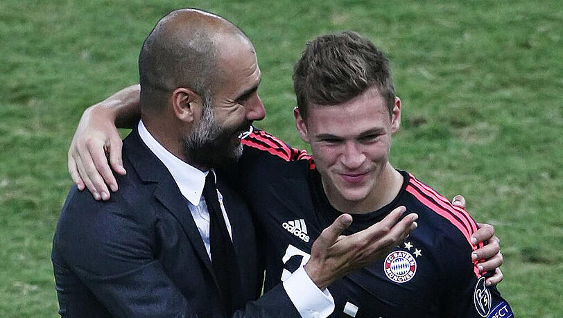 Bayern-Trainer Pep Guardiola (links) und sein talentierter Schützling Joshua Kimmich. Bayern-Trainer Pep Guardiola (links) und sein talentierter Schützling Joshua Kimmich.