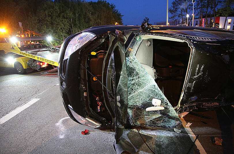 Einer der Raser war vom Unfallort geflüchtet und meldete sich jedoch nun bei der Polizei. Foto: Alex Talash