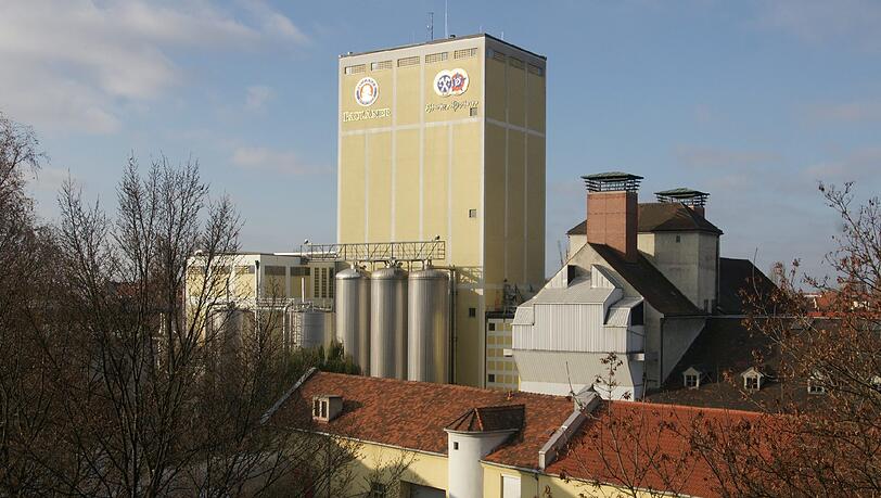 Die Paulaner-Brauerei zieht vom Nockherberg nach Langwied. An der Stelle wird neu gebaut. Der BA wünscht sich dort gemeinschaftliche Dachgärten. Die Paulaner-Brauerei zieht vom Nockherberg nach Langwied. An der Stelle wird neu gebaut. Der BA wünscht sich dort gemeinschaftliche Dachgärten.