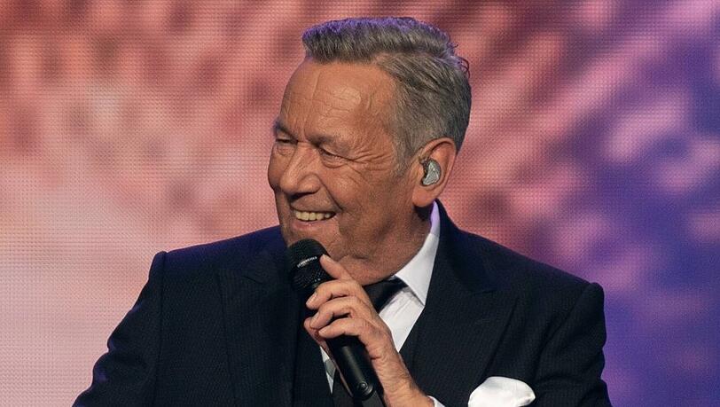 Roland Kaiser blickt mit einem großen Wunsch in die Zukunft. Roland Kaiser blickt mit einem großen Wunsch in die Zukunft.