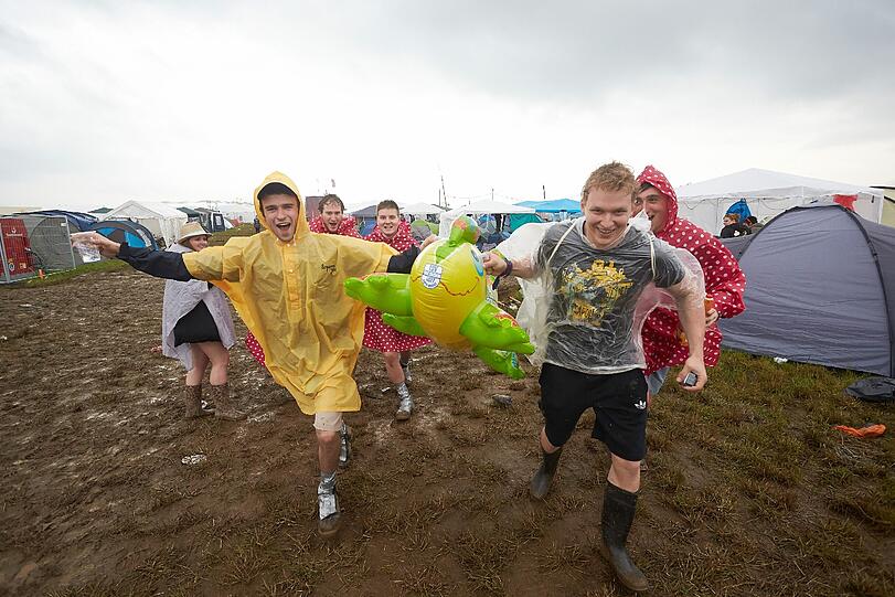Die Bilder vom ersten Tag des Festivals Rock am Ring 2016 in Mendig.