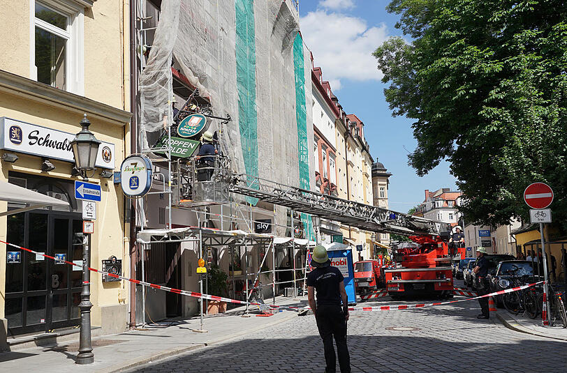 An einem Gerüst vor der Hopfendolde kam es zu dem tödlichen Unglück.